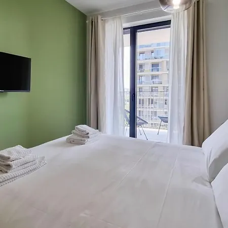 Apartman Pasolini 70 A - Uptown