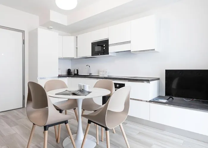 Pasolini 70 A - Uptown Apartament